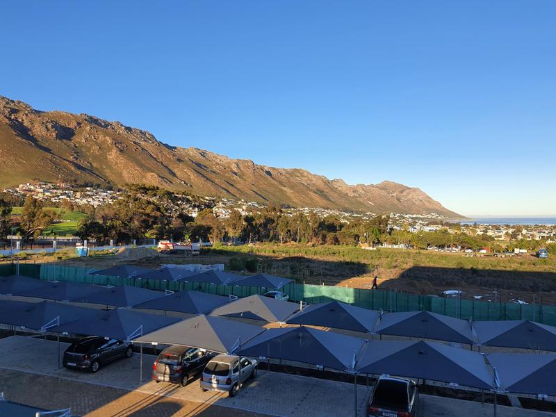 To Let 2 Bedroom Property for Rent in Gordons Bay Western Cape